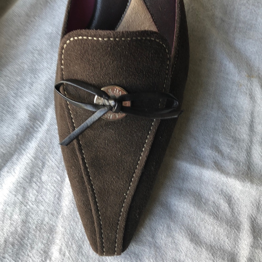 Shoes - Picture 3 of 4